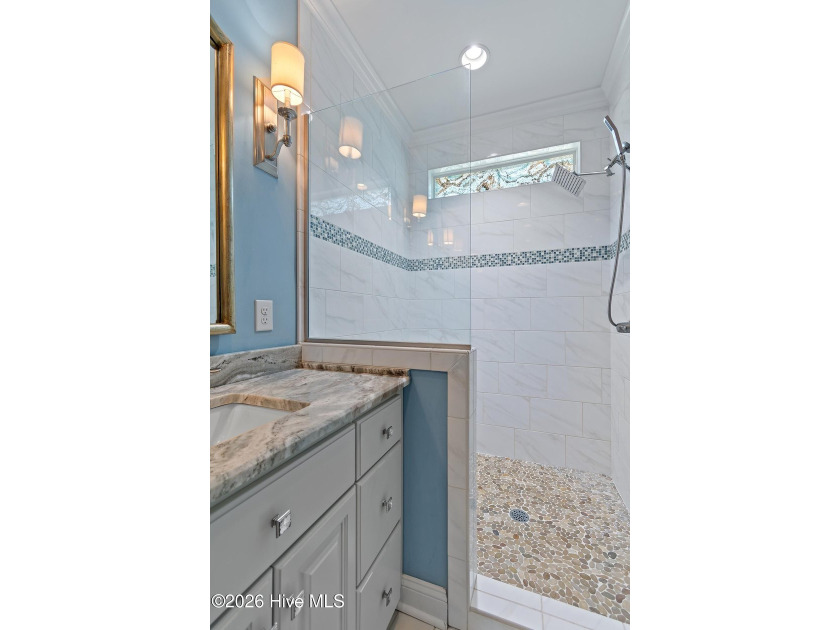 Absolute gem in Parker's Pointe. If you have been looking for a - photo 44
