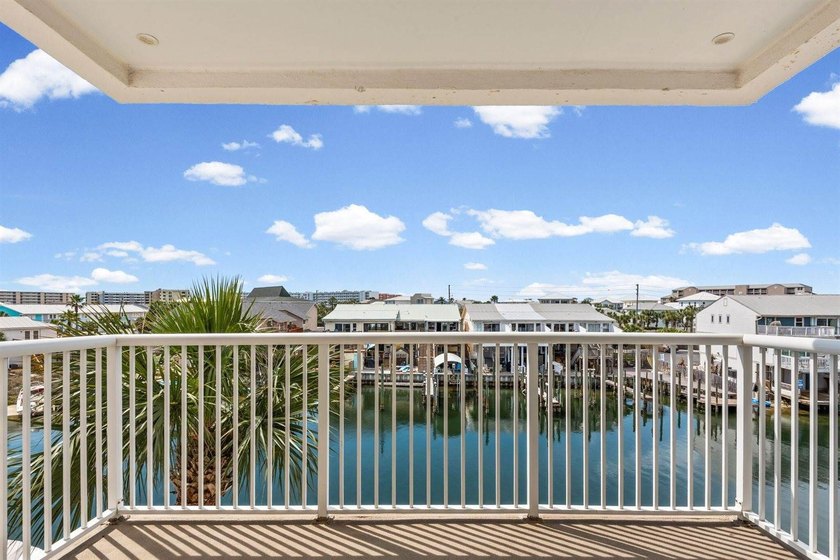 Bring your boat and dock it just outside your condo! Sound too - photo 4