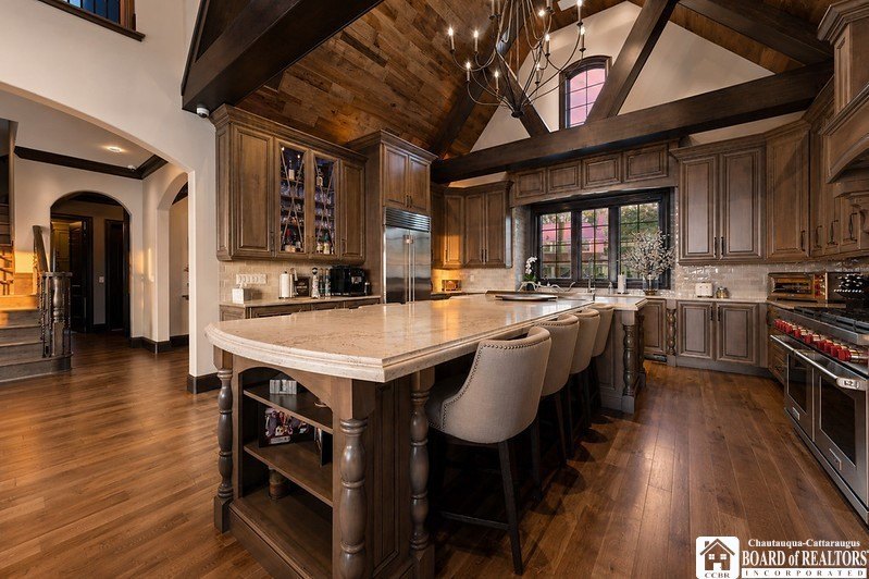 Luxury Lakefront Living! Experience breathtaking Lake Erie views - photo 14