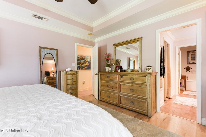 *** HUGE PRICE IMPROVEMENT!!!*** THERE ARE SO MANY THINGS TO - photo 13