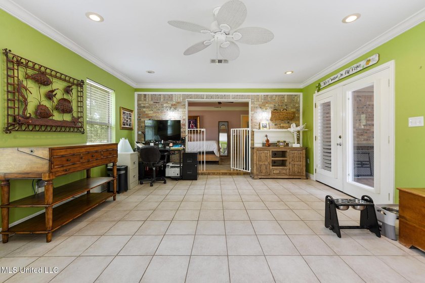 *** HUGE PRICE IMPROVEMENT!!!*** THERE ARE SO MANY THINGS TO - photo 17