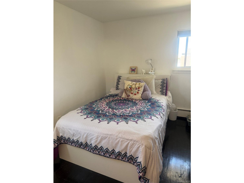 Welcome to 784 S. Ocean Ave, Freeport! This well-maintained 4 - photo 17