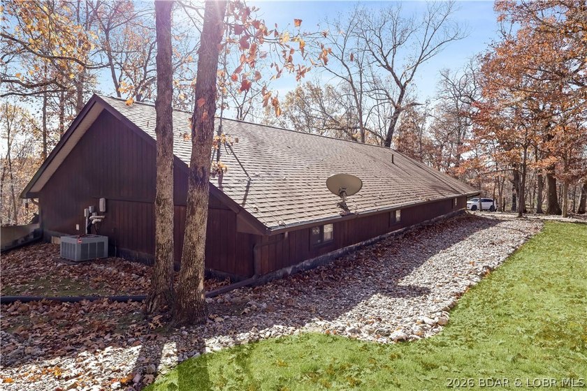 GREAT VALUE! Beautiful home on 4.49+ wooded acres with deeded - photo 3