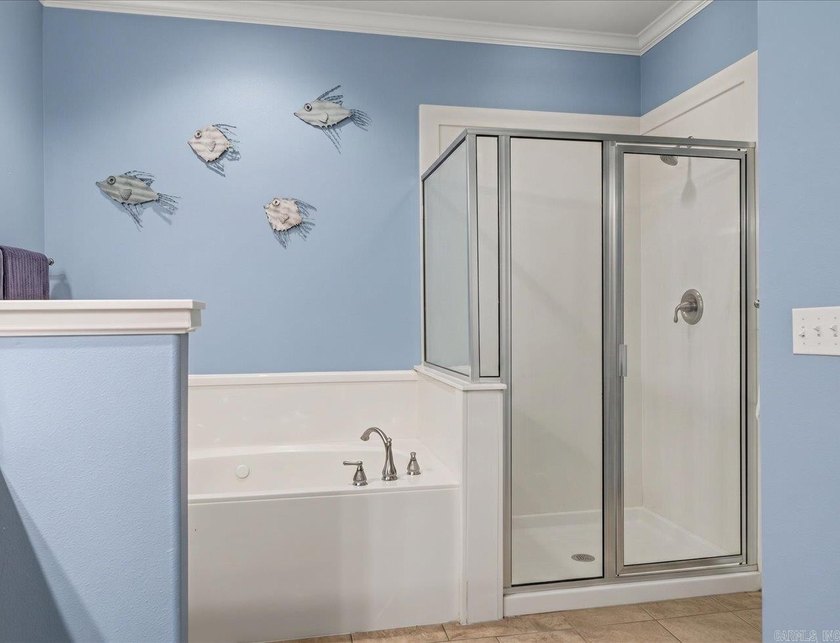 Enjoy Lake Hamilton living in this furnished 2-bedroom, 2-bath - photo 14