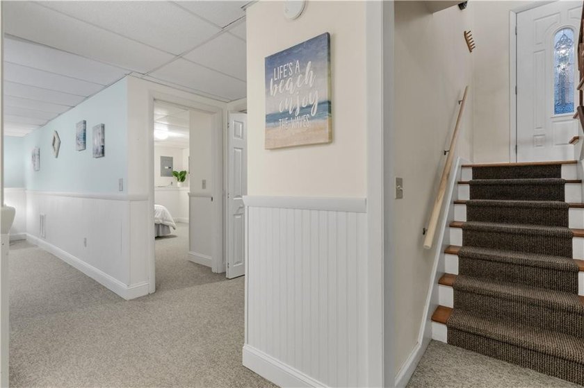 Welcome home! Delightful three bedroom, three bath home in super - photo 33