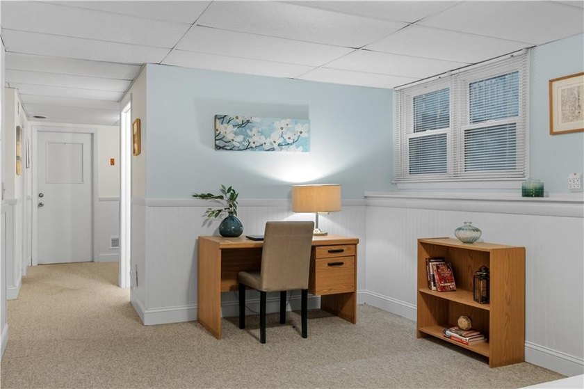 Welcome home! Delightful three bedroom, three bath home in super - photo 37