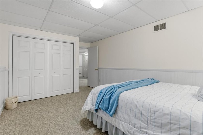 Welcome home! Delightful three bedroom, three bath home in super - photo 39