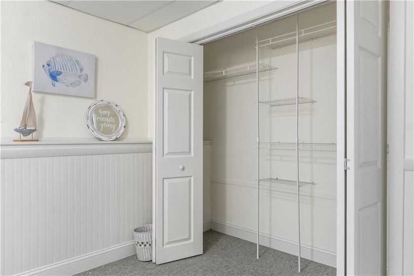 Welcome home! Delightful three bedroom, three bath home in super - photo 40