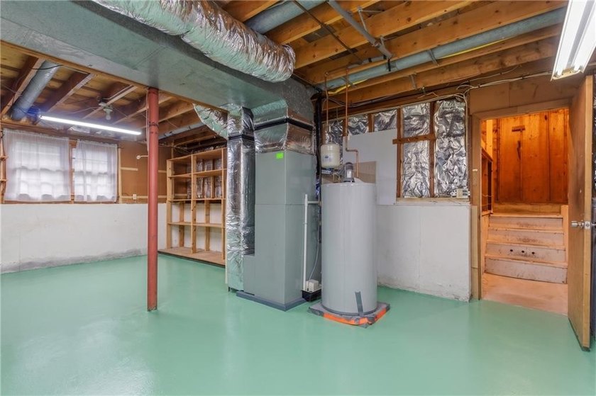 Welcome home! Delightful three bedroom, three bath home in super - photo 42
