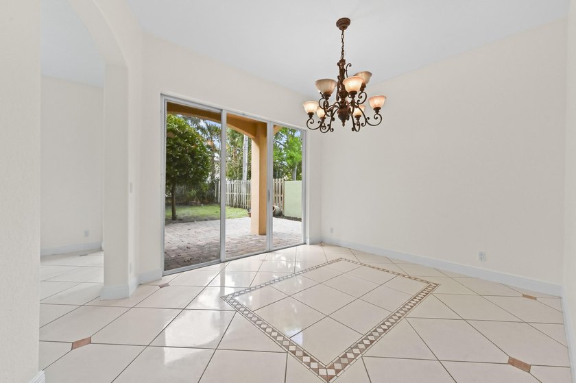 Welcome to CocoPlum, a desirable gated community offering - photo 14