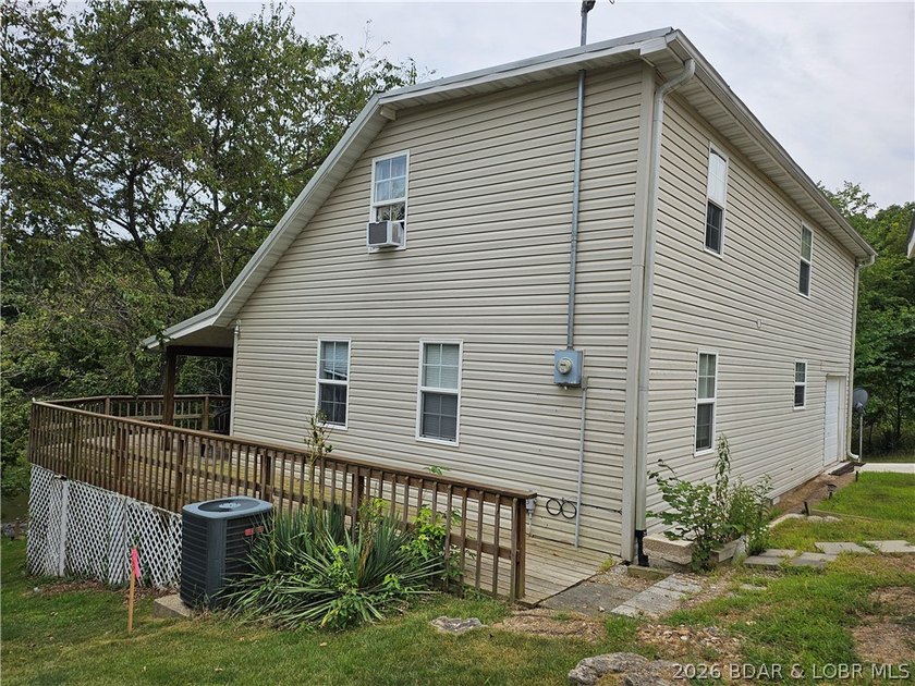 Motivated Seller!!! Turnkey move-in ready property is your start - photo 5