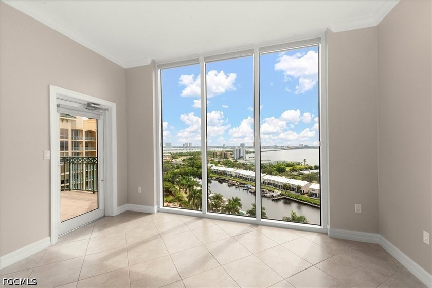 Amazing Riverfront Living-Sunrise Views from the 12th Floor! - photo 14