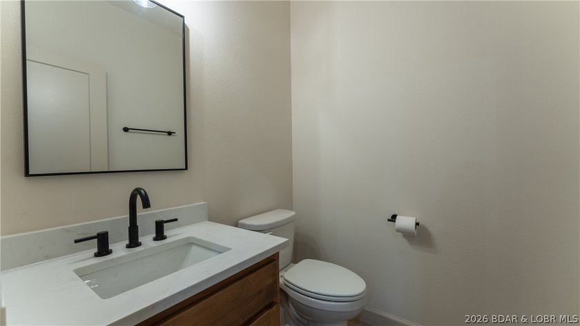 This newly constructed home showcases exceptional craftsmanship - photo 23