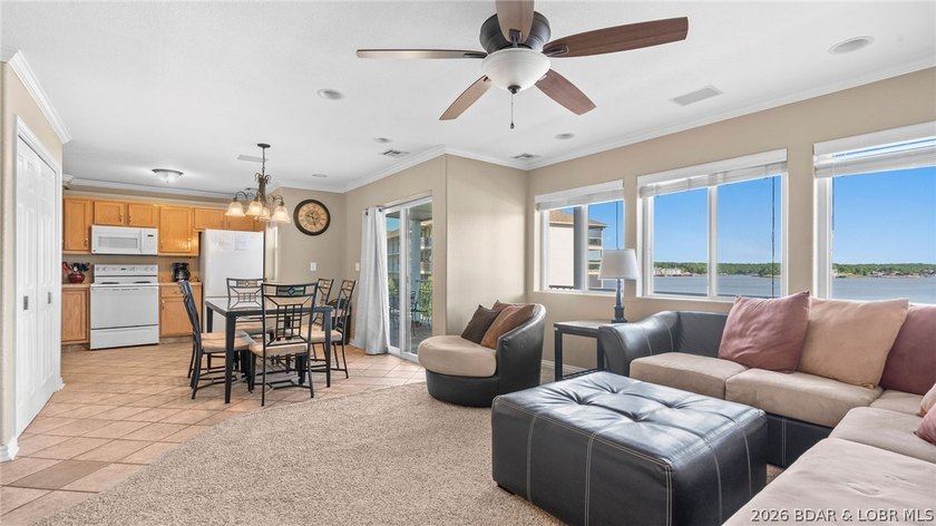 Welcome to your perfect lake escape at Compass Pointe in the - photo 2