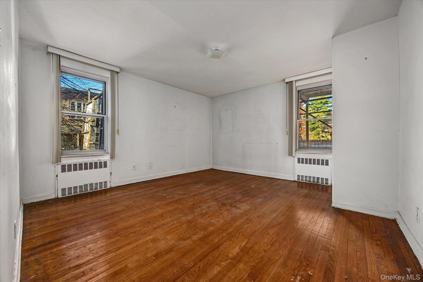 Welcome to Verona Estates, a beautifully maintained co-op - photo 8