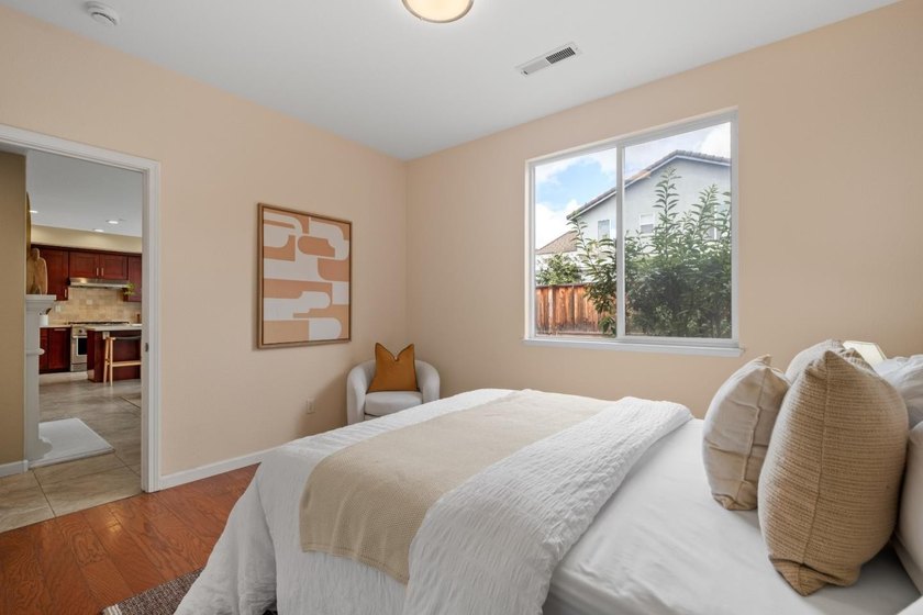 *Vaulted ceilings, a desirable first-floor bedroom and full bath - photo 18