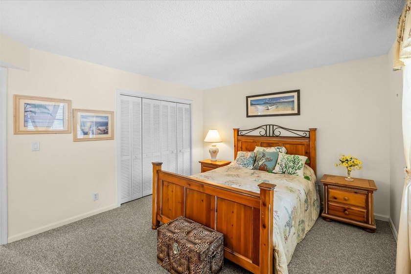 BEST LOCATION *H* Bldg Waterfront GROUND FLOOR Unit In Desirable - photo 25