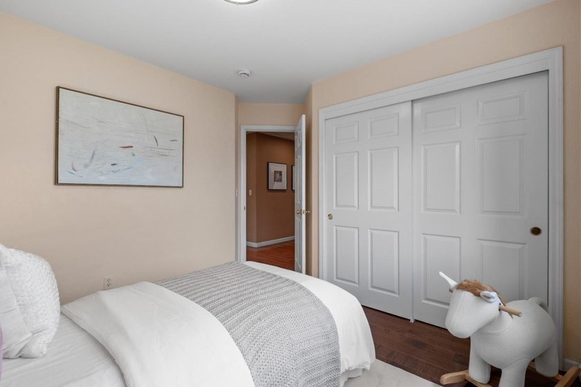 *Vaulted ceilings, a desirable first-floor bedroom and full bath - photo 28