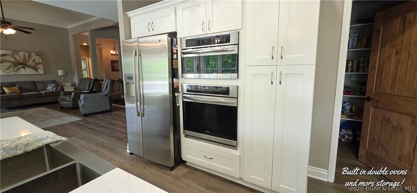 YOUR DREAM HOME IS ON THE MARKET! Stunning 4 bdrm 3 bath home - photo 10