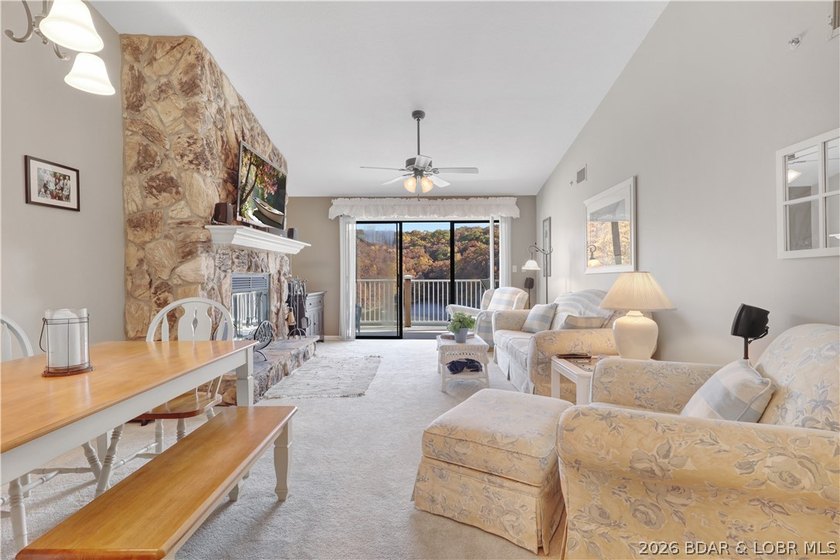 MOTIVATED SELLER - All 2026 Assessments Paid! Fully updated - photo 6