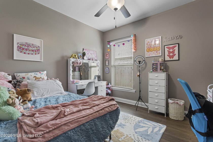 Impeccably maintained and truly move-in ready, this stunning - photo 23