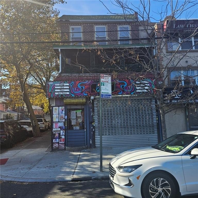 Corner mix use building for Sale in prime Sheepshead - photo 3