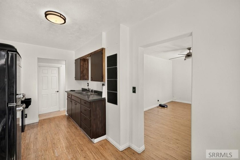 Downtown living done right! Nestled in the heart of Idaho Falls - photo 10