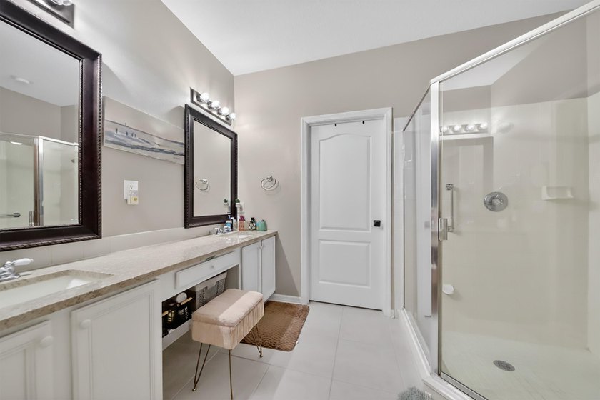 **Sellers offering $5,000 credit at closing to buyers with FULL - photo 11