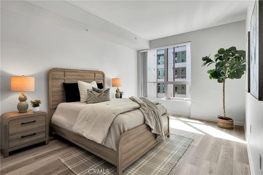 Experience the best of downtown San Diego living in this - photo 17