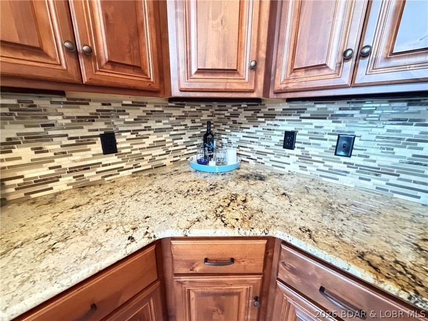 Lakefront living at its finest! Luxurious Setting with Stunning - photo 18