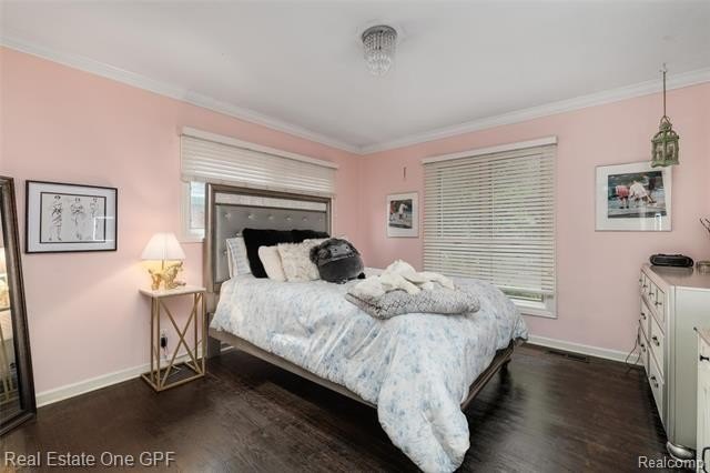 This rare, move-in-ready mid century ranch offers timeless charm - photo 26