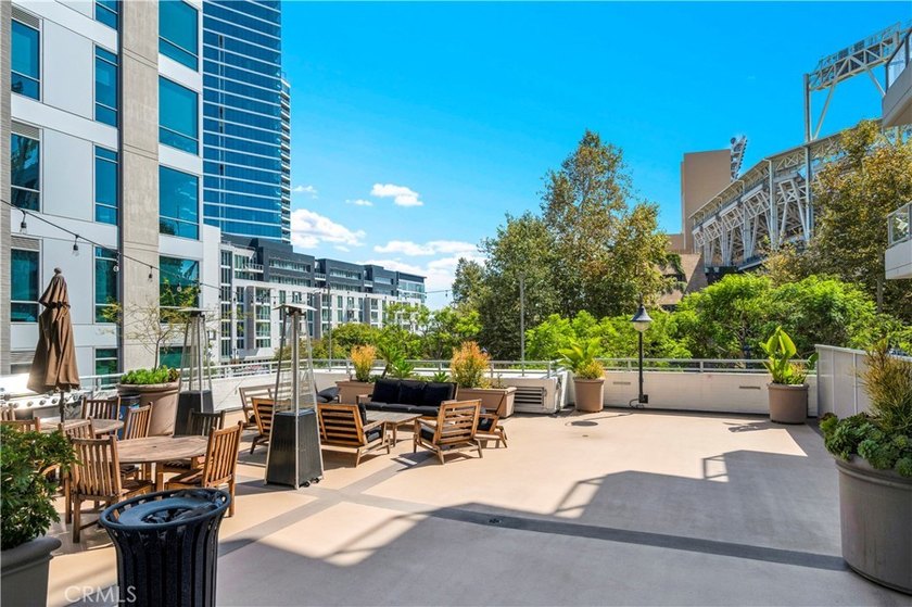 Experience the best of downtown San Diego living in this - photo 27