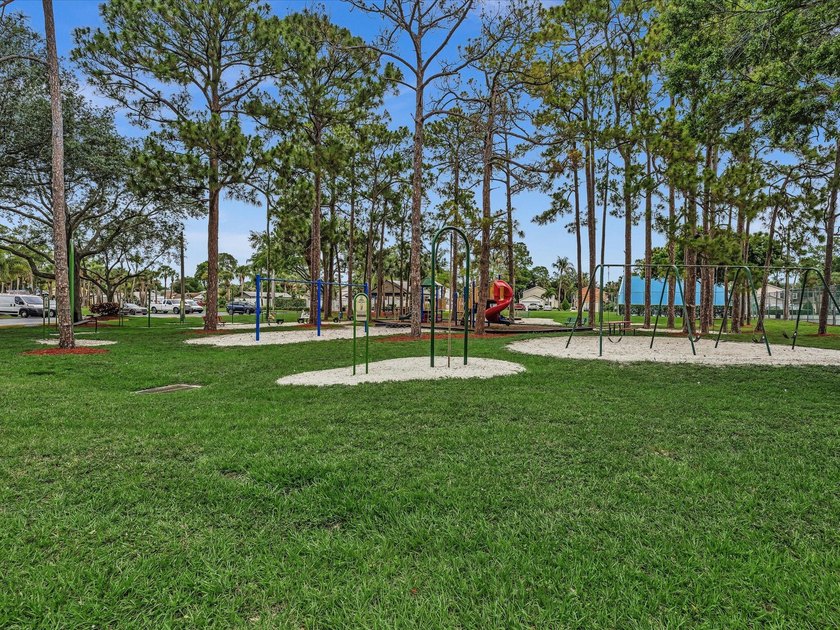Welcome to this Beautiful 3-bedroom, 2.5-bath home tucked inside - photo 34
