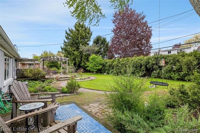 This rare, move-in-ready mid century ranch offers timeless charm - photo 39
