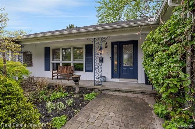 This rare, move-in-ready mid century ranch offers timeless charm - photo 41