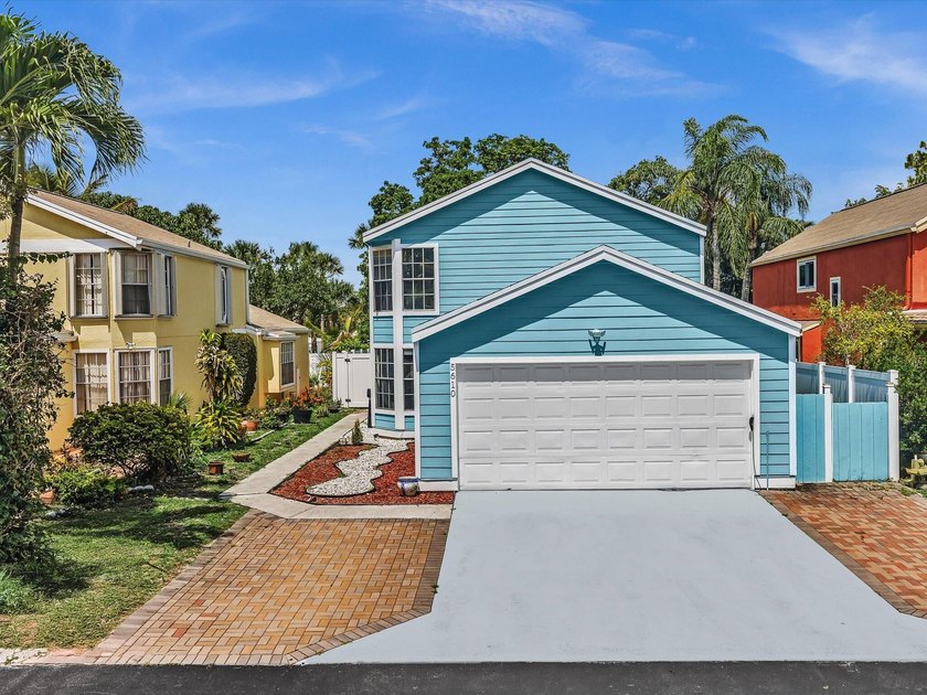 Welcome to this Beautiful 3-bedroom, 2.5-bath home tucked inside - photo 43