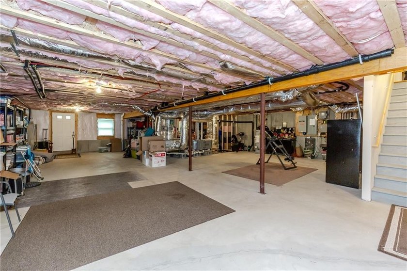 Immaculate and turnkey, this exceptional condominium offers - photo 19
