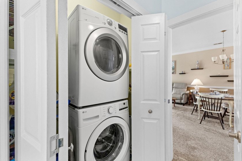 Welcome to this beautifully maintained 2-bedroom, 2-bath fully - photo 32