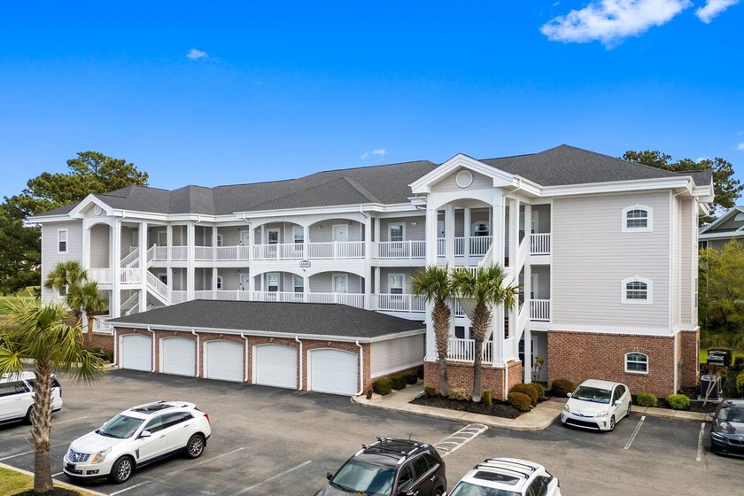 Welcome to this beautifully maintained 2-bedroom, 2-bath fully - photo 33