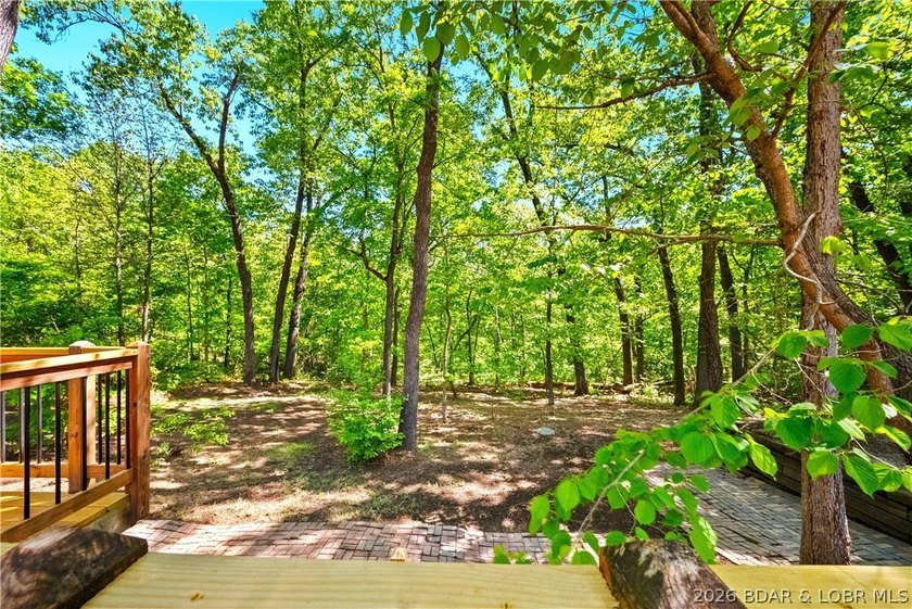 SELLER NOW OFFERING $5,000 TOWARDS CLOSING COSTS! Completely - photo 7