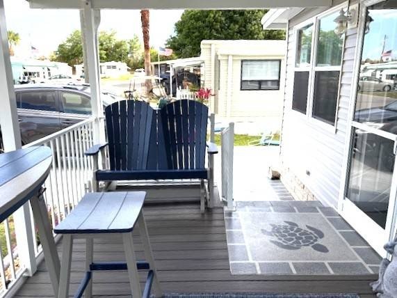 Welcome to this charming and well-maintained 1996 park model - photo 6