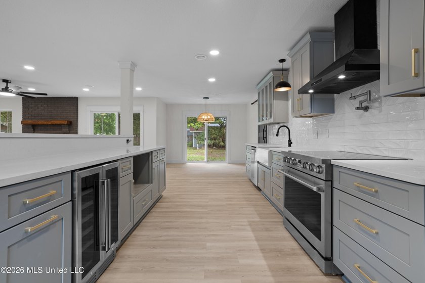 Welcome to a full custom remodel with all the right touches!! In - photo 16