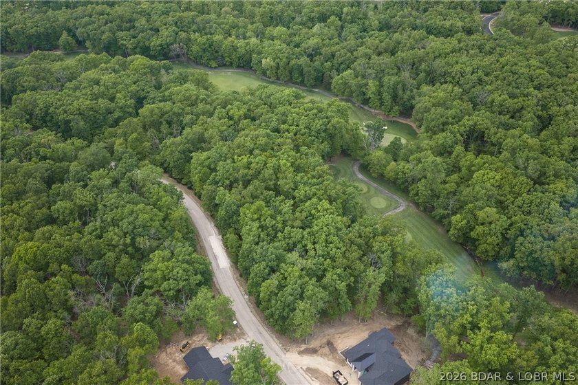 Your chance to have a homesite on one of the nicest golf courses - photo 2