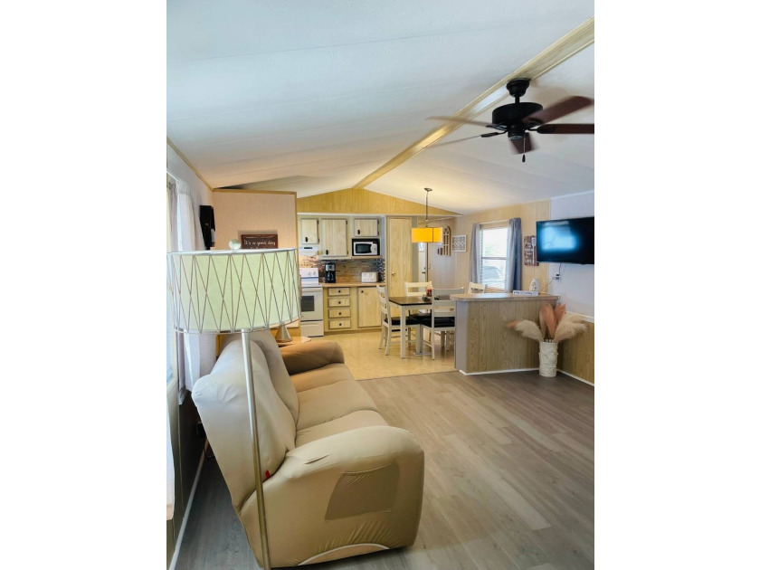 Hidden Cove West / Lot #662 / 2 Bedroom/2 Bath / 840 Sq. Ft + - photo 24