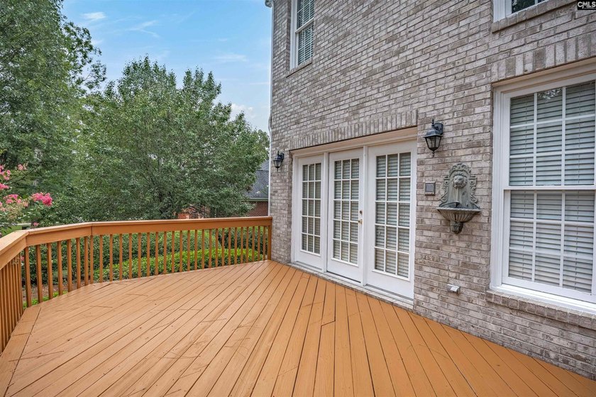 Welcome to 6 Sunset View Court, where timeless elegance meets - photo 29