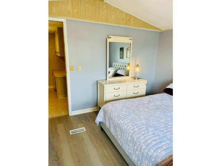 Hidden Cove West / Lot #662 / 2 Bedroom/2 Bath / 840 Sq. Ft + - photo 37