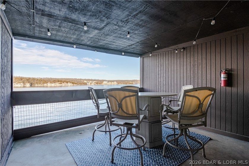 The Knolls is a great complex and this is a nice unit with a - photo 7