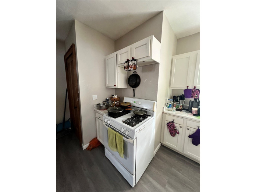 Opportunity awaits at 73 Parkdale Terrace! This Rochester - photo 5