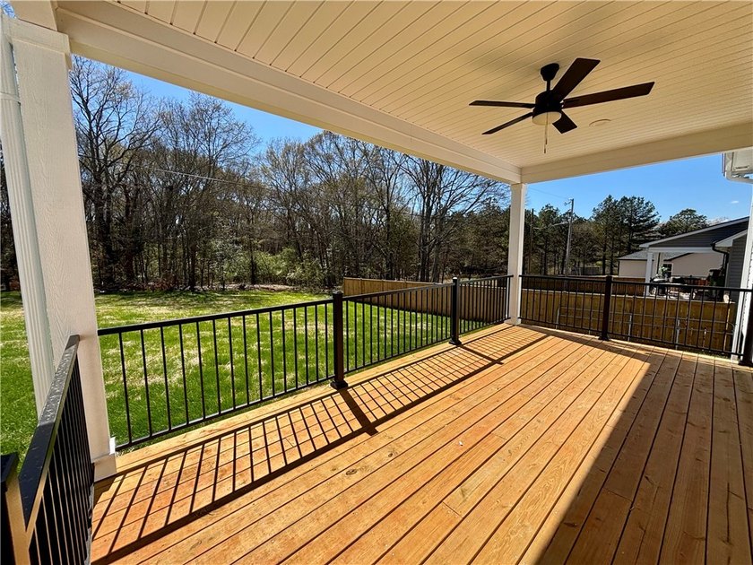 Brand new 3BR/2BA home with NO HOA fees offering a desirable - photo 18
