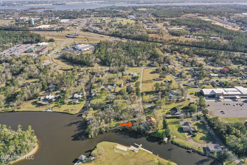 Great 0.25-acre waterfront lot in the Panoramic Acres - photo 6